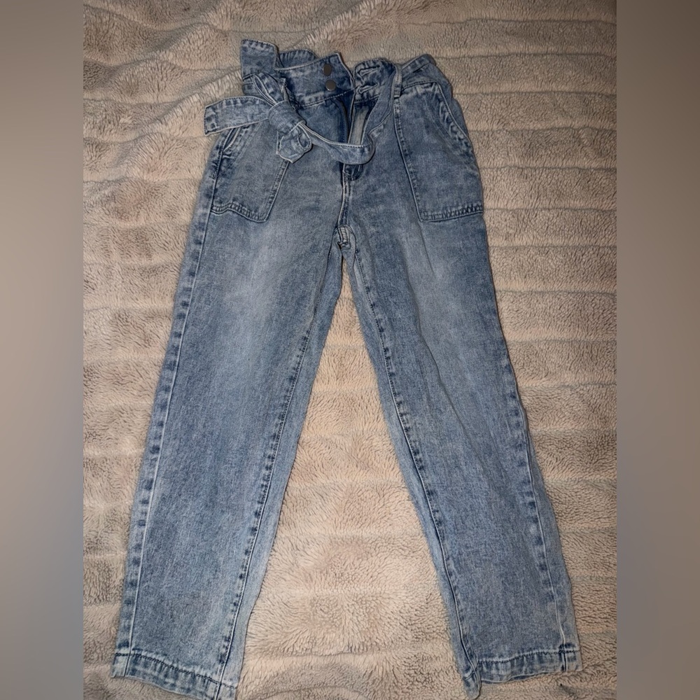 SHEIN Light Blue Jeans with Self-Tie Belt